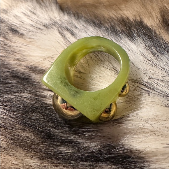 Retro Sage Gold Bubble Resin Statement Ring - Picture 5 of 7